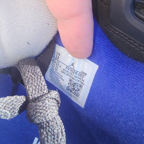 Air Jordan 4 Retro “Rare Air” Black Red Blue – Men’s Size 13 - Picture 8 of 9